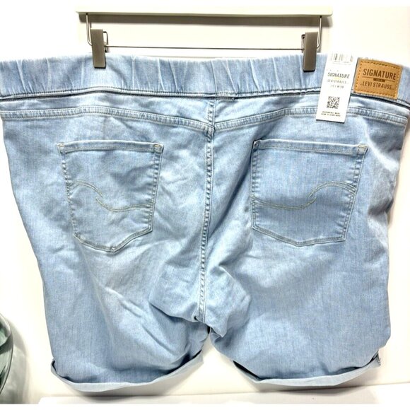 Levis Strauss Pull On Bermuda Women's Plus Size Jean Shorts 28/39W - Brand New - Picture 3 of 11